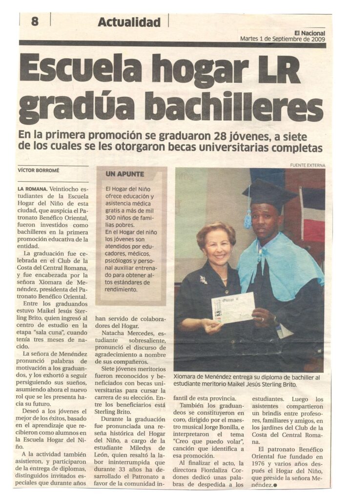 Primera graduación de bachilleres