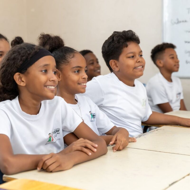 Clases en el Hogar del Niño