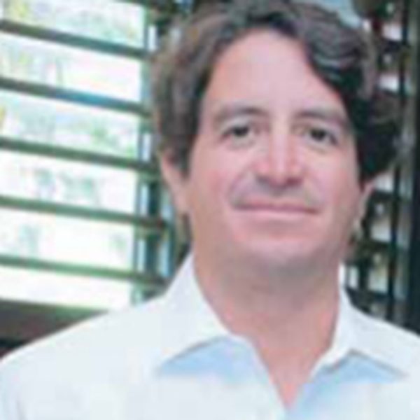 Dr. Leonardo Matos