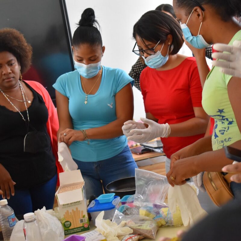 Talleres del programa Madres Maravilla del Patronato Benéfico Oriental