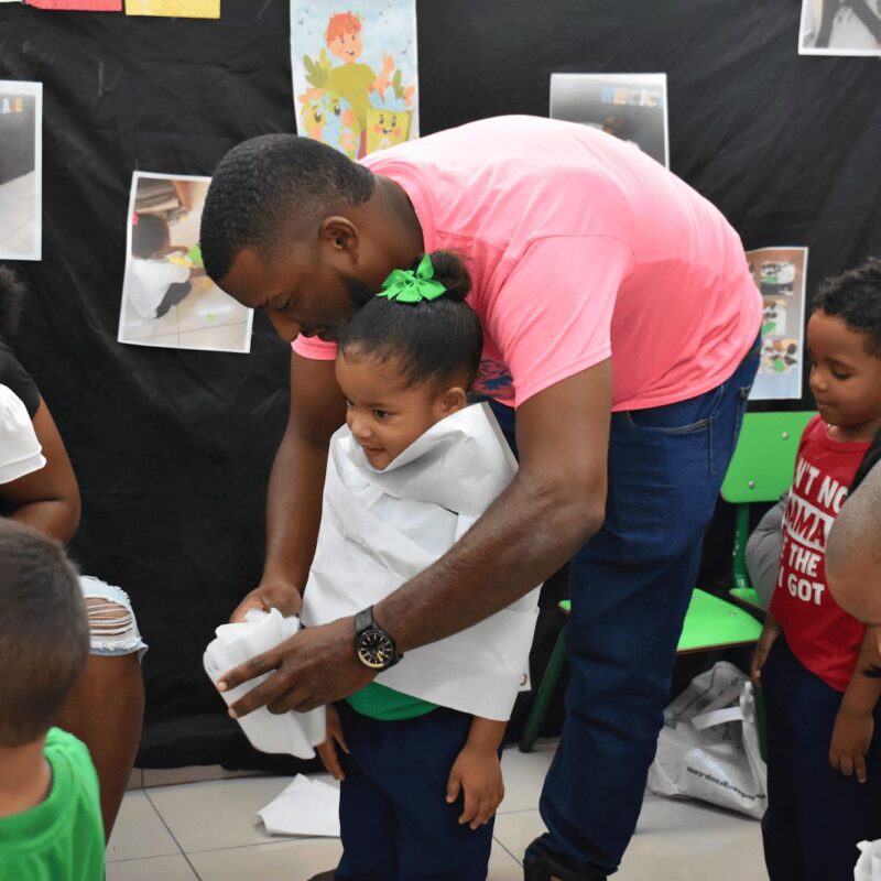 Voluntarios del Patronato Benefico Oriental