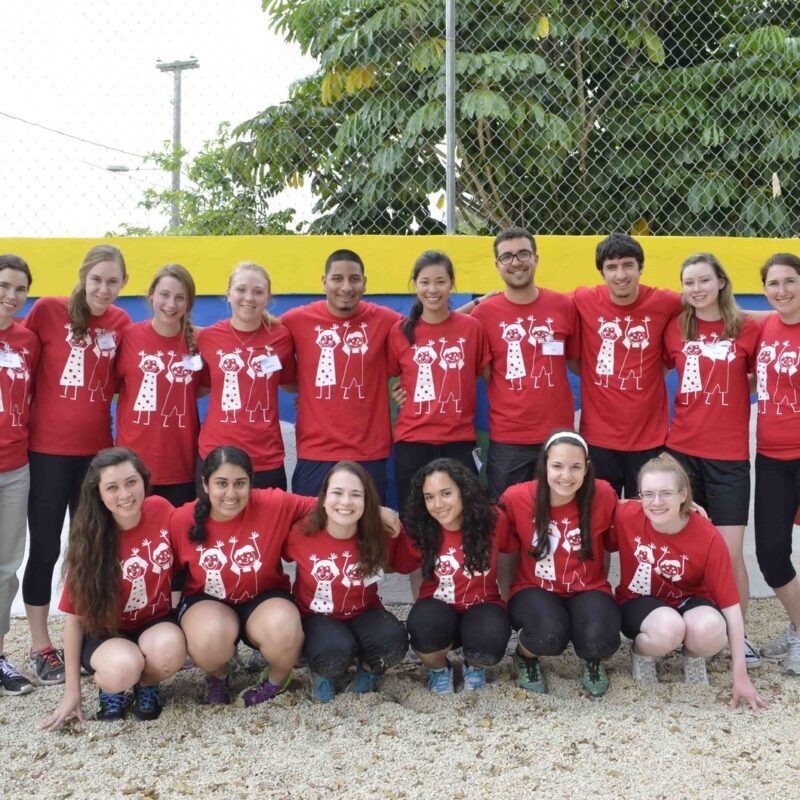Voluntarios del Patronato Benefico Oriental
