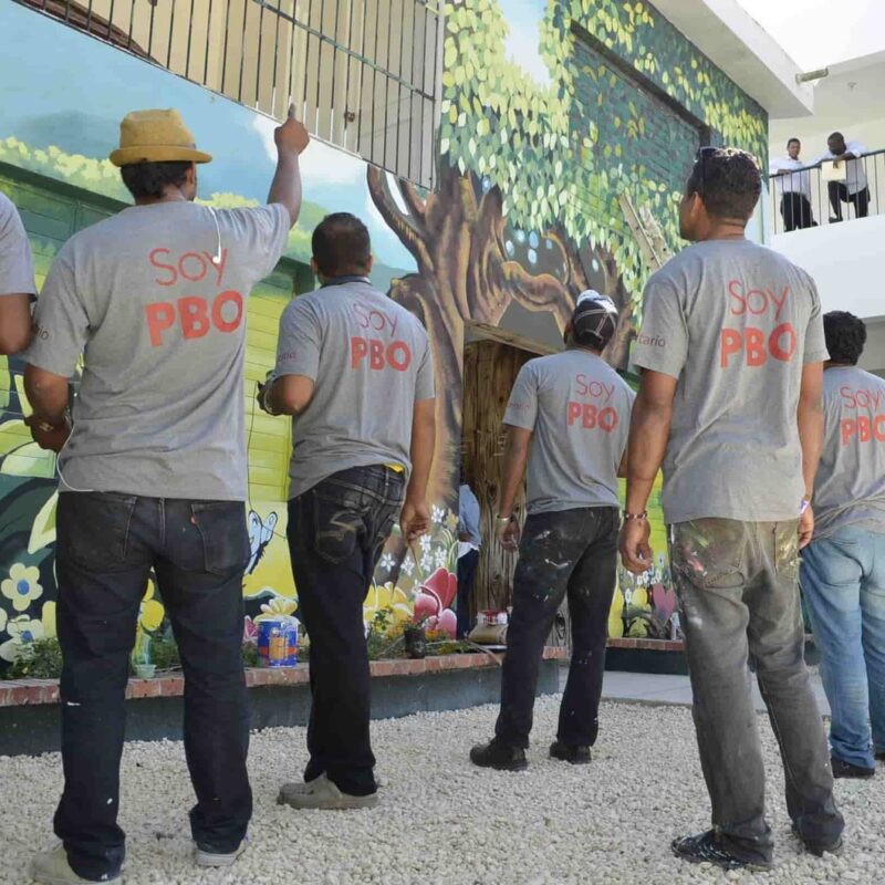 Voluntarios del Patronato Benefico Oriental