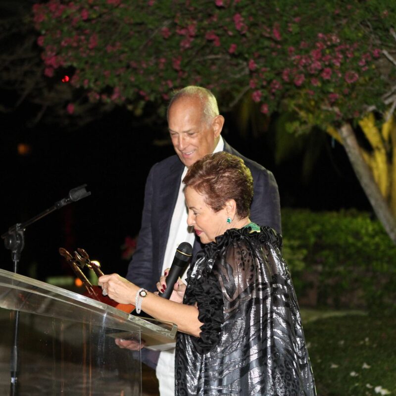 Discurso en la gala Adopte Una Cuna de 2011